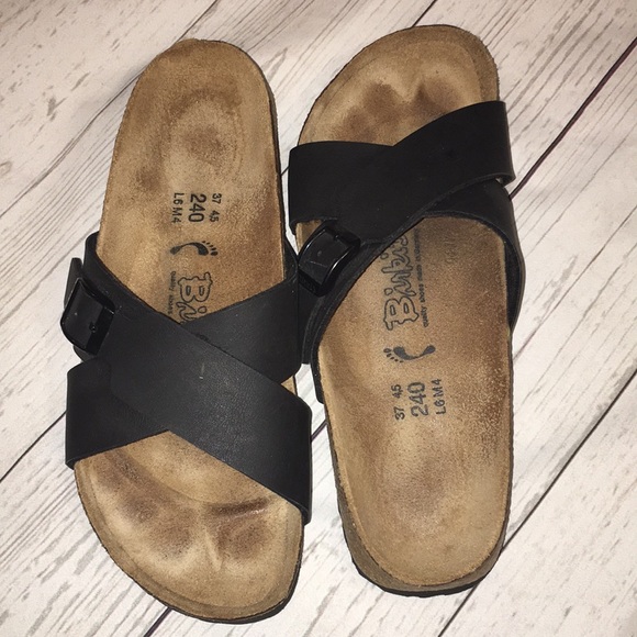 Birkenstock Shoes - Birkenstock’s Tunis Black Sandal